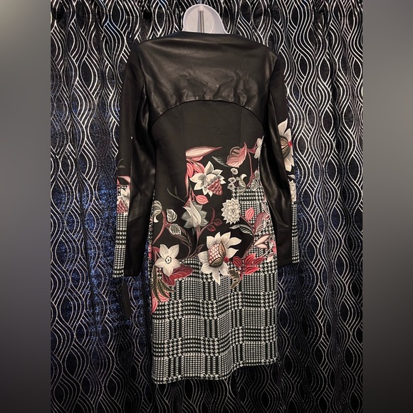 Women Dress - Picture 2 of 2